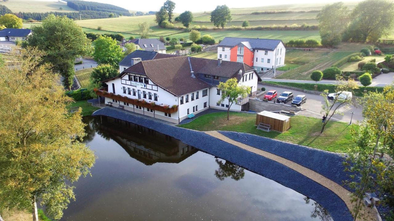 Hotel Burg Hof Exteriör bild